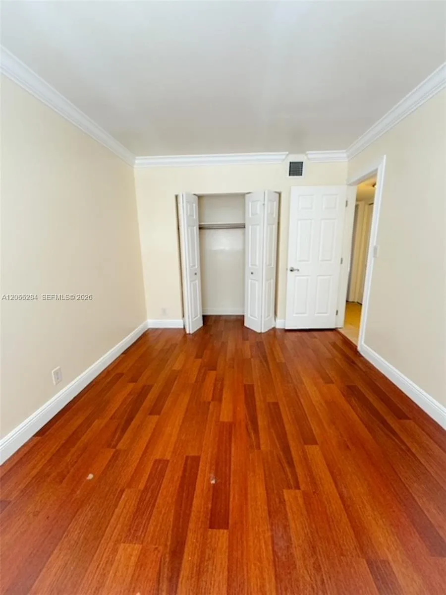 2008 Jackson # B7, Hollywood, FL 33020 photo 6