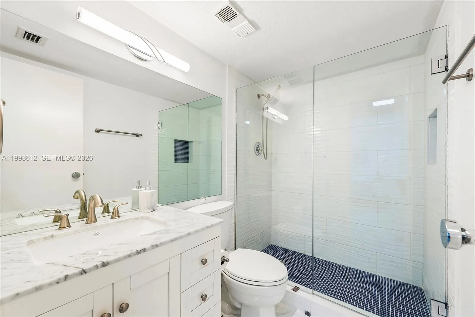 2401 Collins Ave # 1007, Miami Beach, FL 33140 photo 13