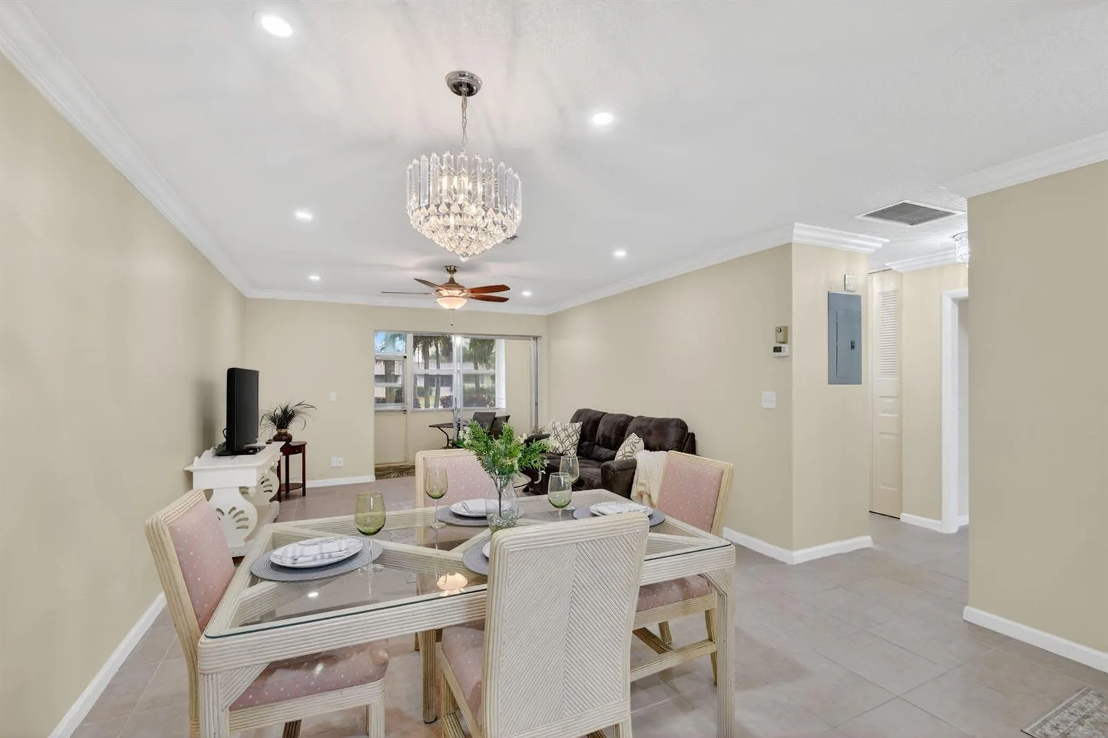 2787 Dudley Dr # Apt D, West Palm Beach, FL 33415