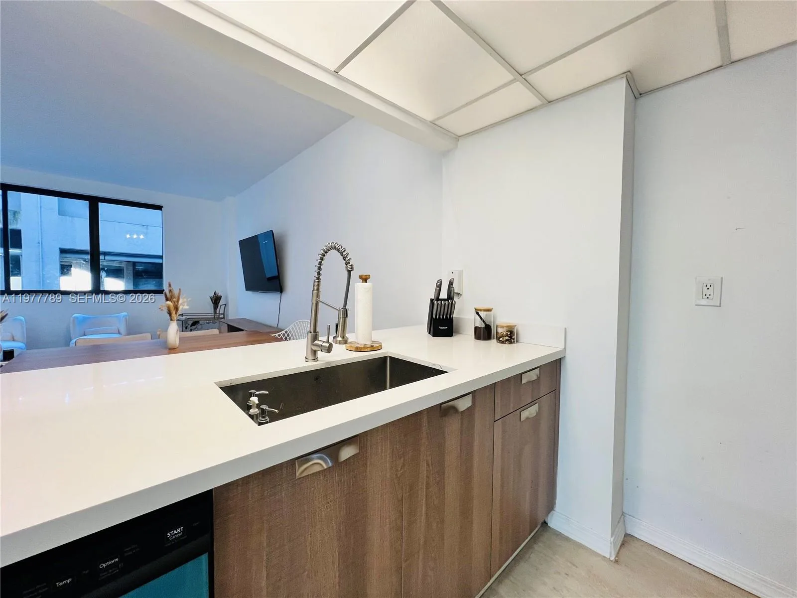 540 Brickell Key Dr # 202, Miami, FL 33131 photo 4