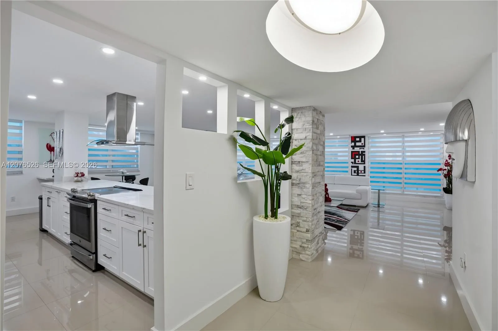 2751 S Ocean Dr # 301S, Hollywood, FL 33019 photo 2
