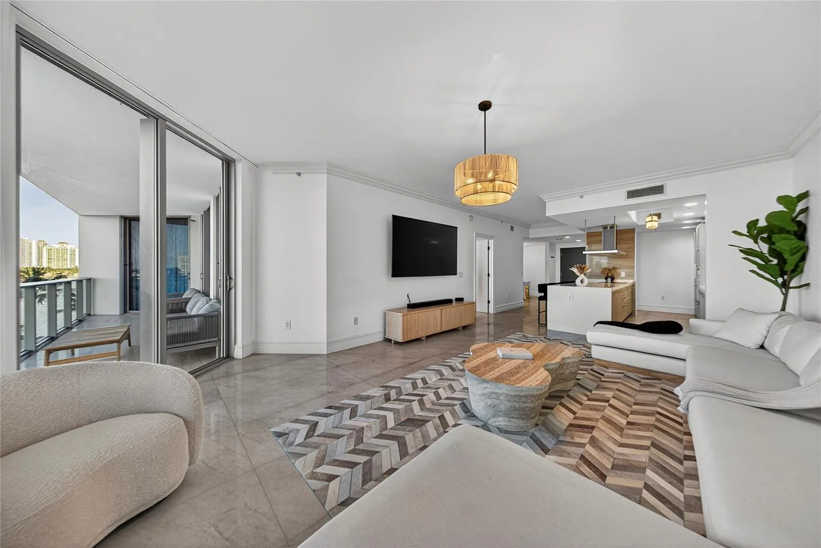 17301 Biscayne Boulevard # 506, North Miami Beach, FL 33160 photo 13