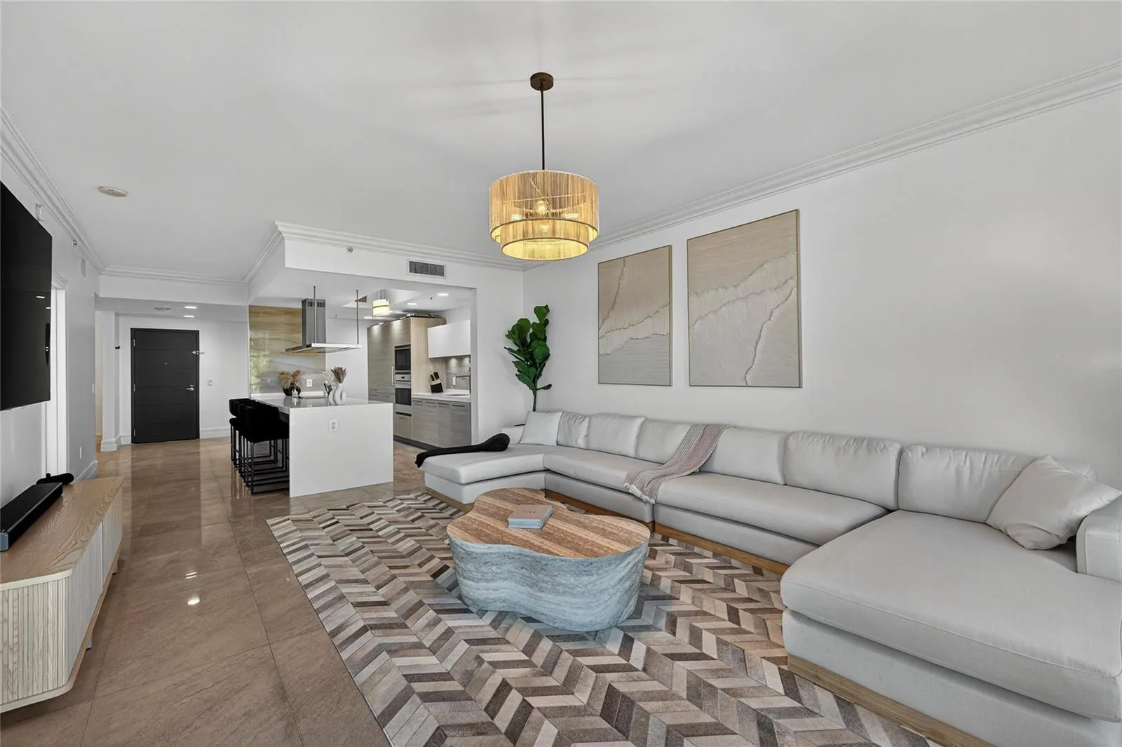 17301 Biscayne Boulevard # 506, North Miami Beach, FL 33160 photo 3