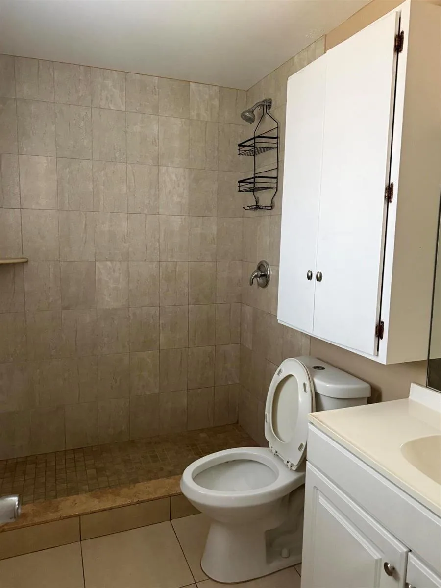 320 SE 10TH Avenue # C, Pompano Beach, FL 33060 photo 11