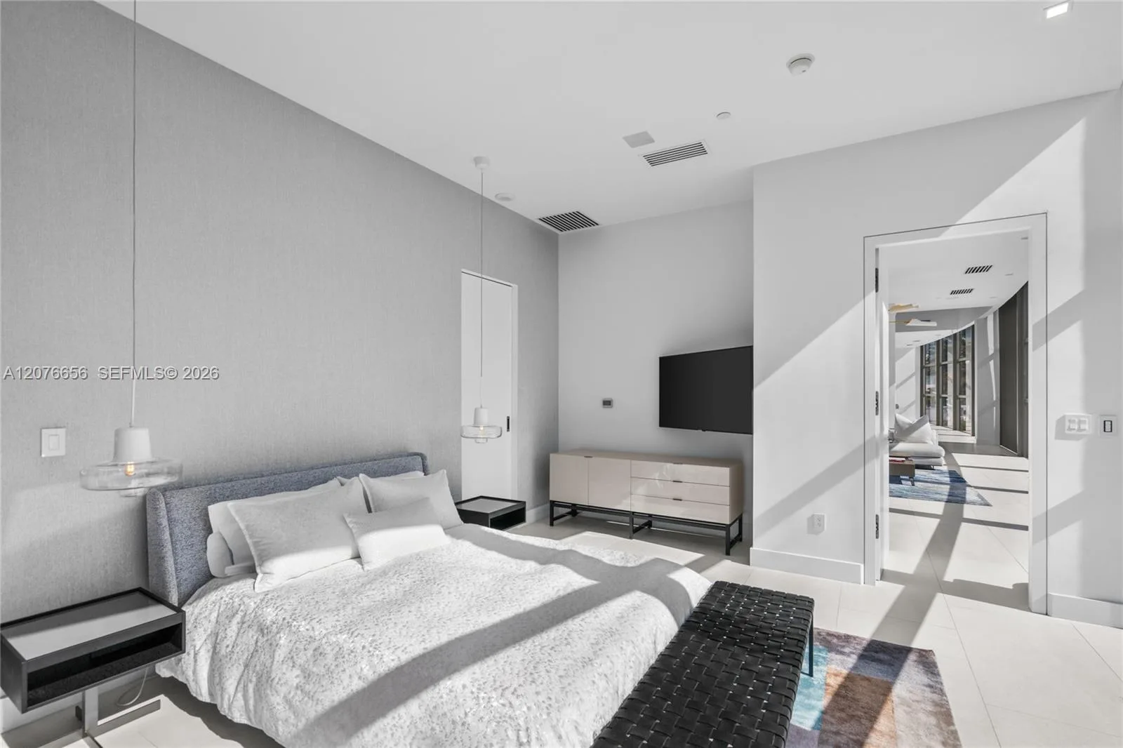 5875 Collins Ave # 401, Miami Beach, FL 33140 photo 13