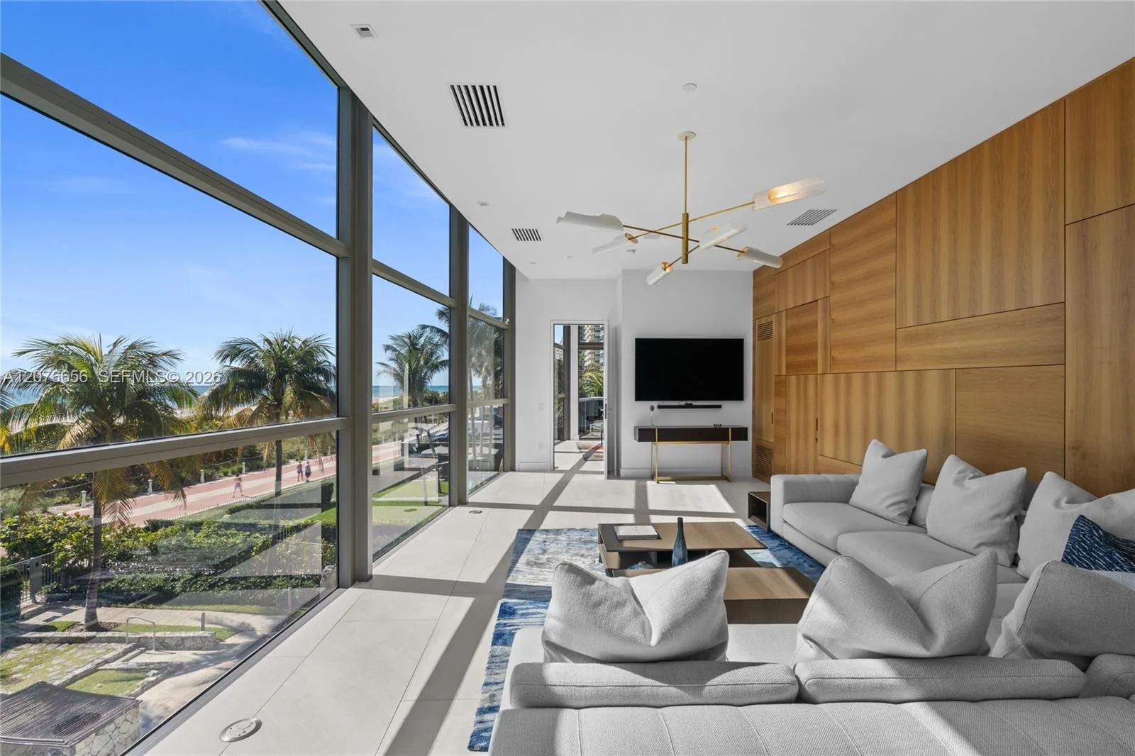 5875 Collins Ave # 401, Miami Beach, FL 33140 photo 5