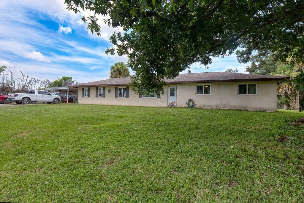 9302 Orange Avenue, Fort Pierce, FL 34945 photo 6