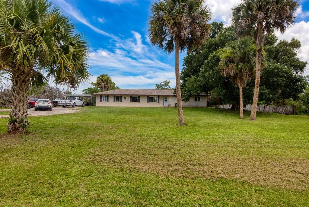 9302 Orange Avenue, Fort Pierce, FL 34945 photo 8