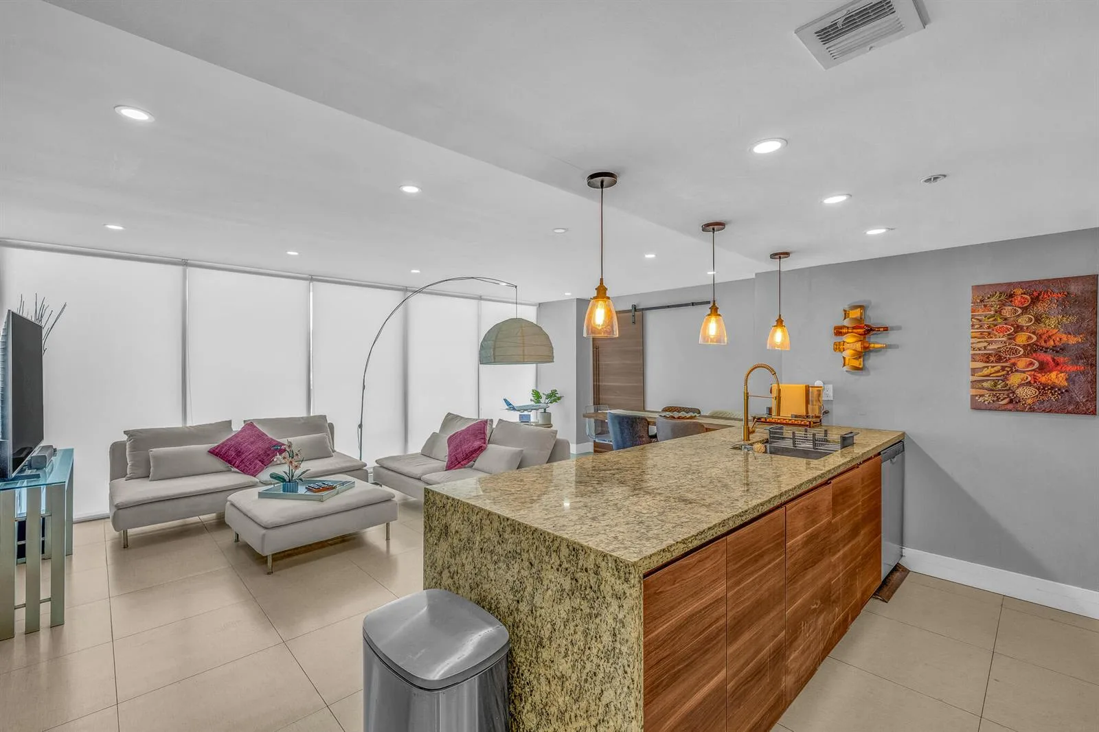 7601 E Treasure Drive # 416, North Bay Village, FL 33141