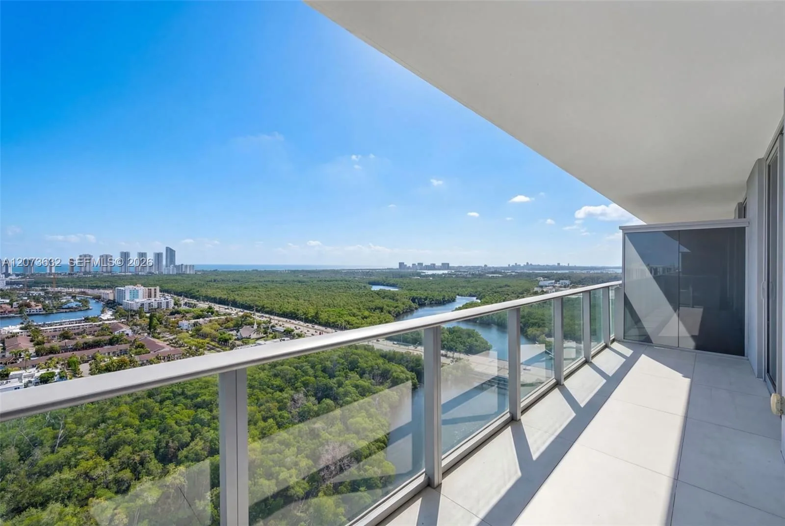 16385 Biscayne Blvd # 2920, North Miami Beach, FL 33160 photo 4