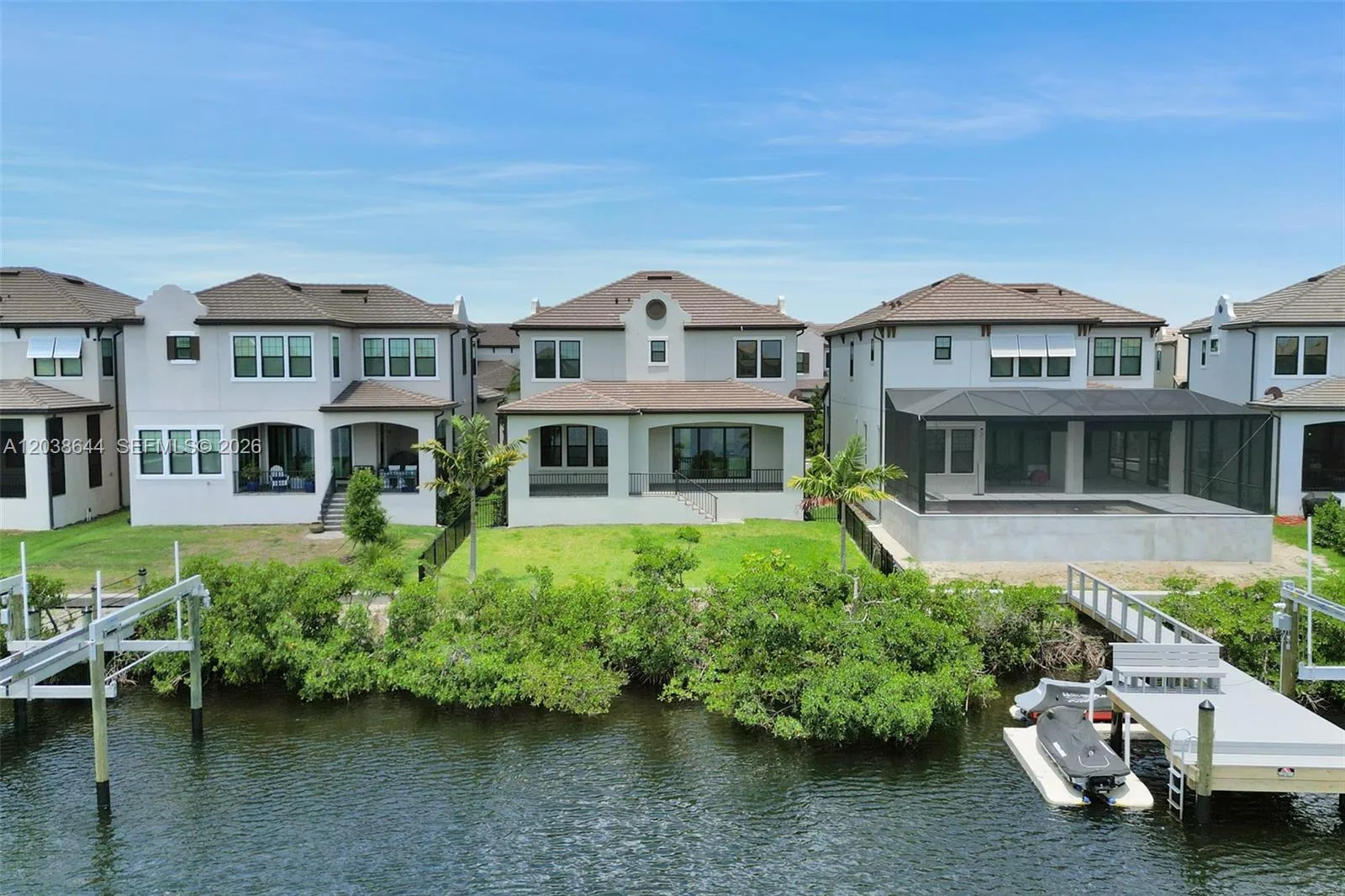 1112 Seagrape Drive, Other City - In The State Of Florida, FL 33570 photo 7