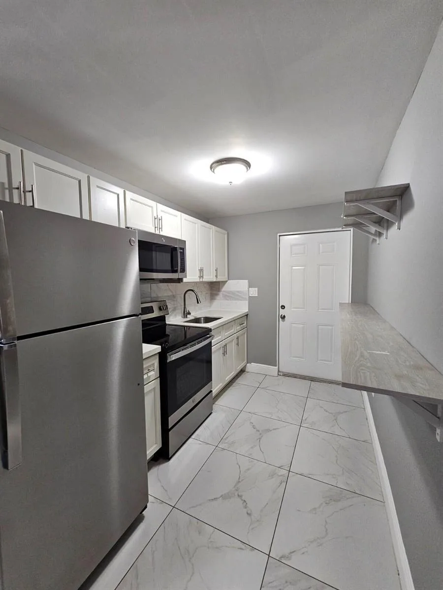 933 W 7th Street # A, Riviera Beach, FL 33404 photo 4