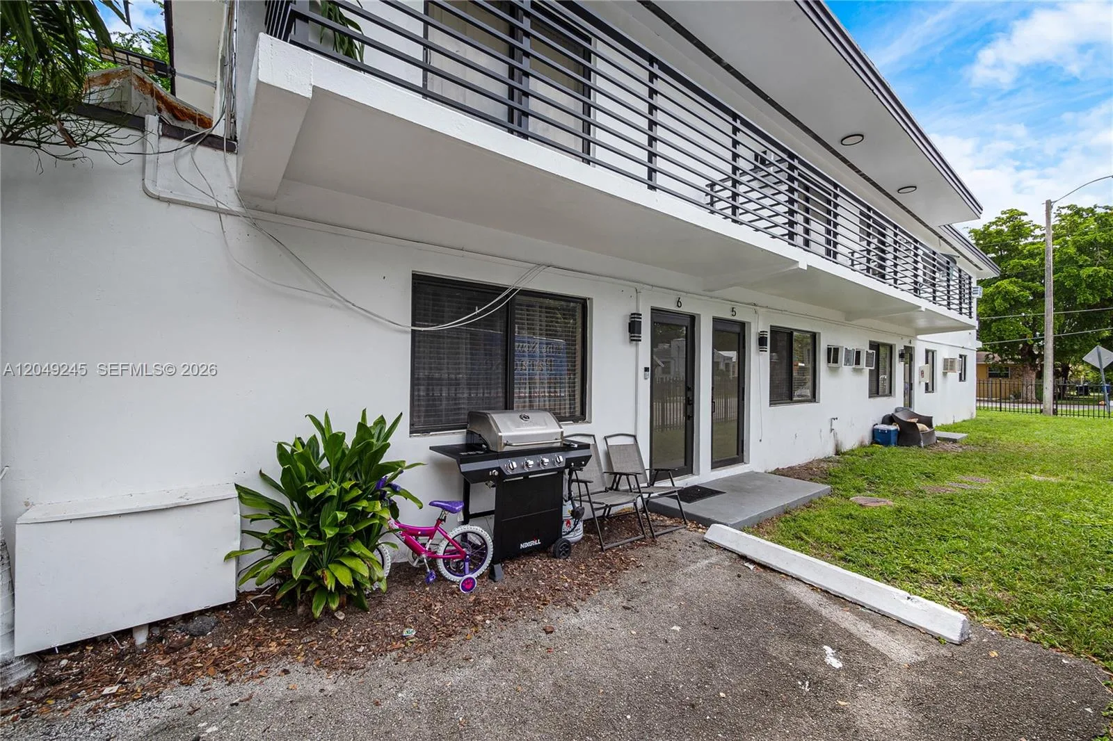 131 NE 77th St, Miami, FL 33138 photo 3