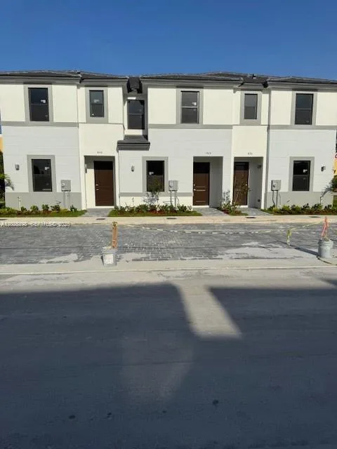 1026 NW 1st Ave # 1026 C, Florida City, FL 33034
