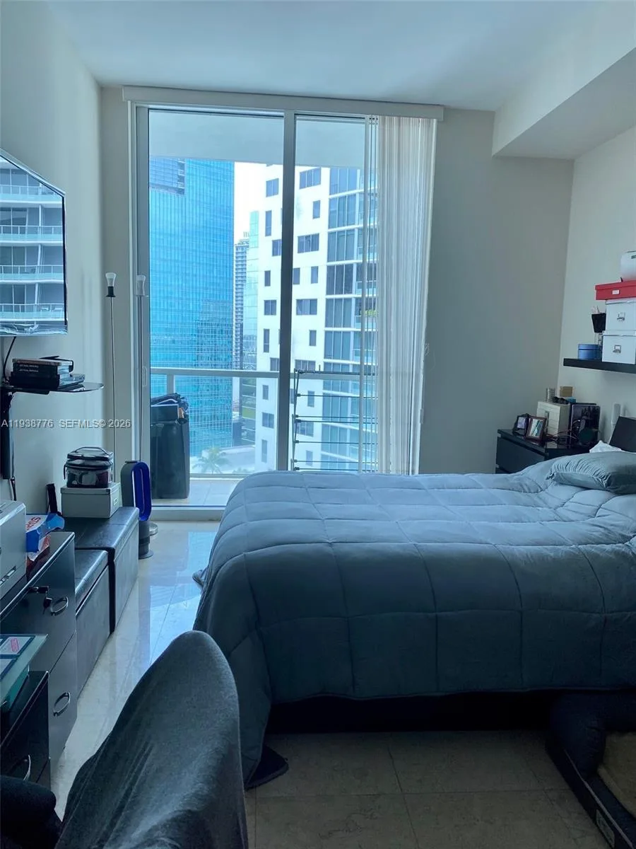 218 SE 14th St # 2304, Miami, FL 33131 photo 9