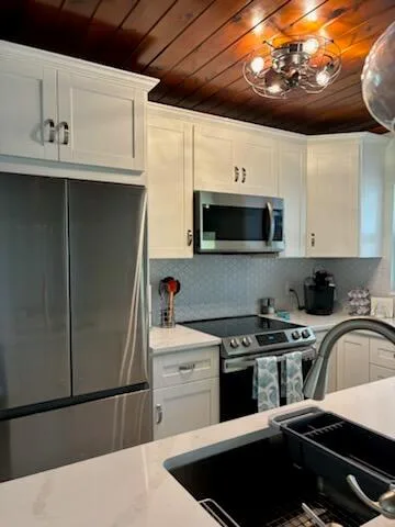4404 SE Mulford Lane, Stuart, FL 34997 photo 9