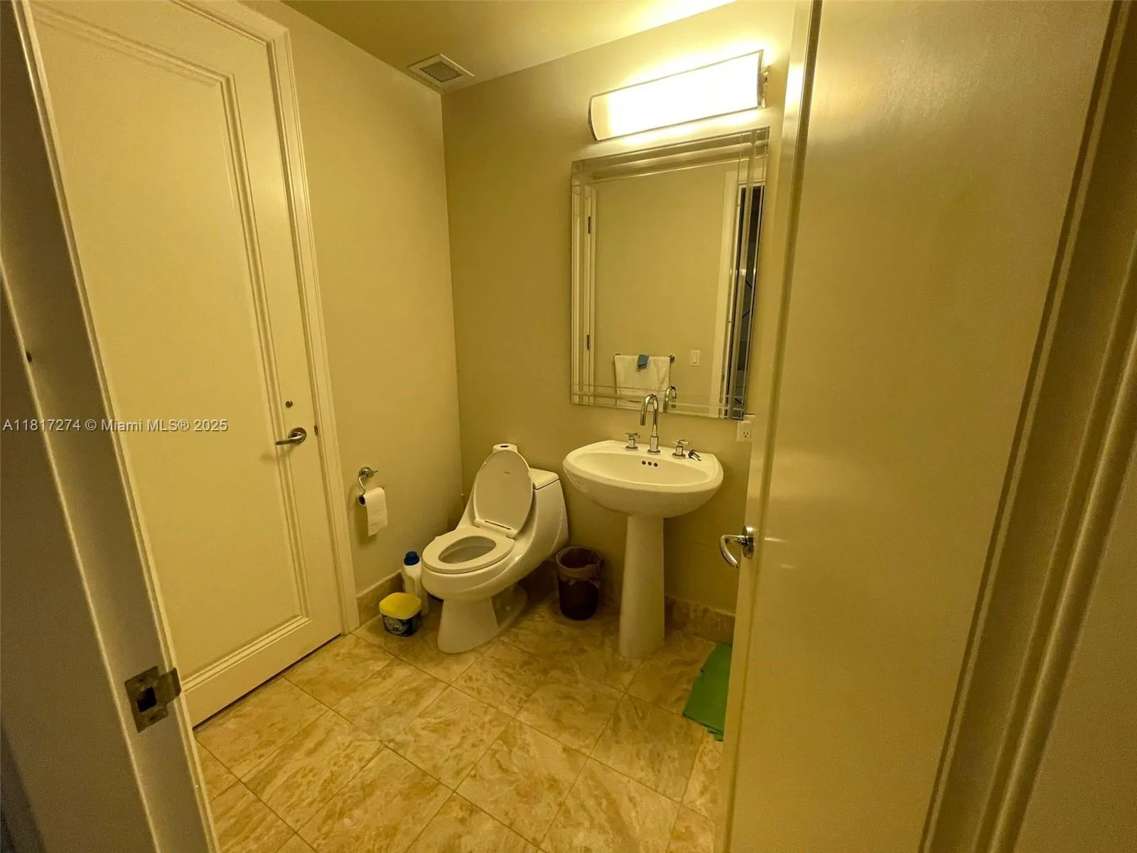 1435 Brickell Ave # 3112, Miami, FL 33131 photo 4