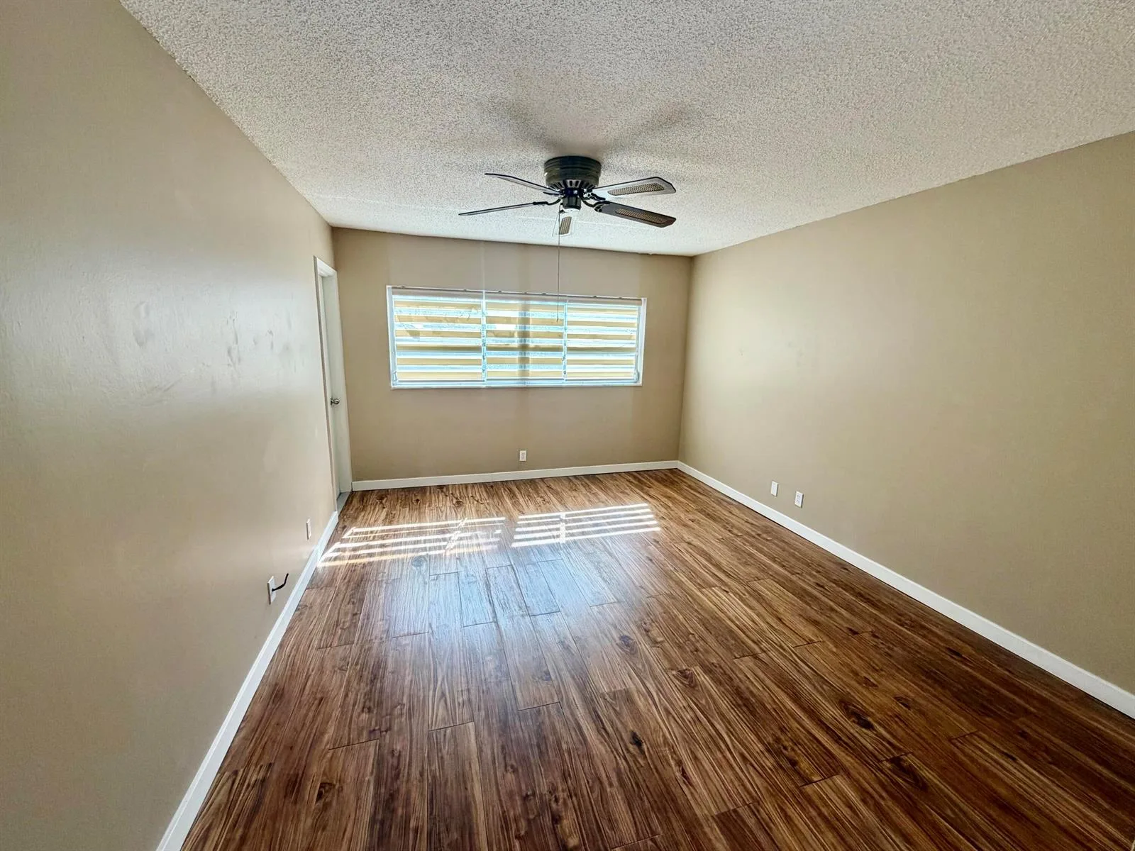 1000 NE 14th Avenue # 304, Hallandale Beach, FL 33009 photo 6