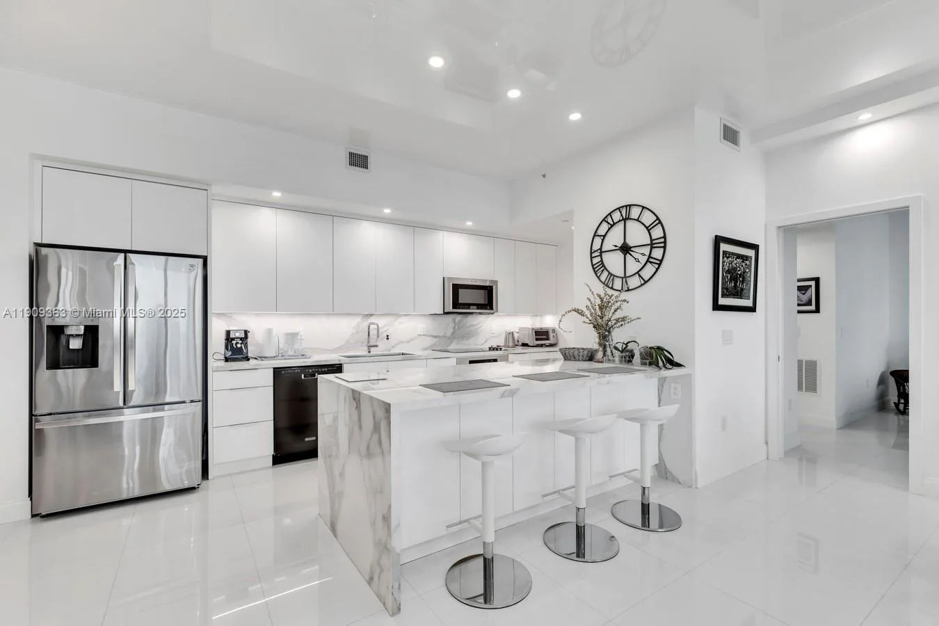 3131 NE 188th St # 2-1004, Aventura, FL 33180 photo 11