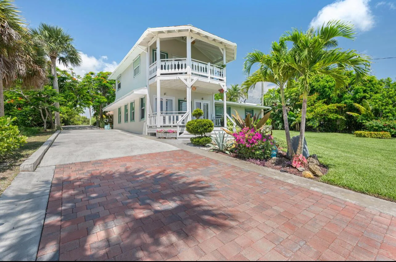 12417 S Indian River Drive, Jensen Beach, FL 34957 photo 2