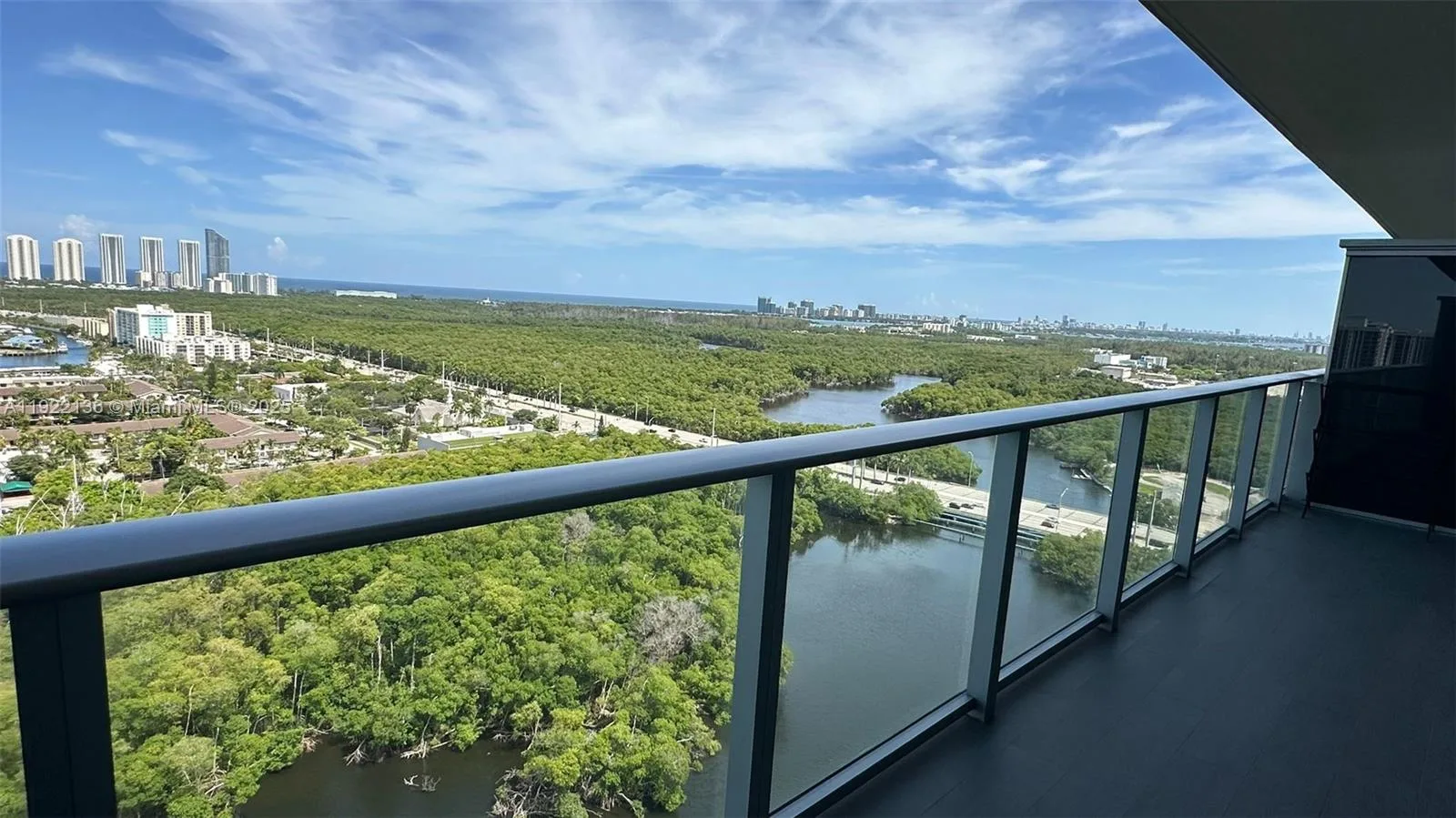 16385 Biscayne Blvd # 2418, North Miami Beach, FL 33160 photo 5