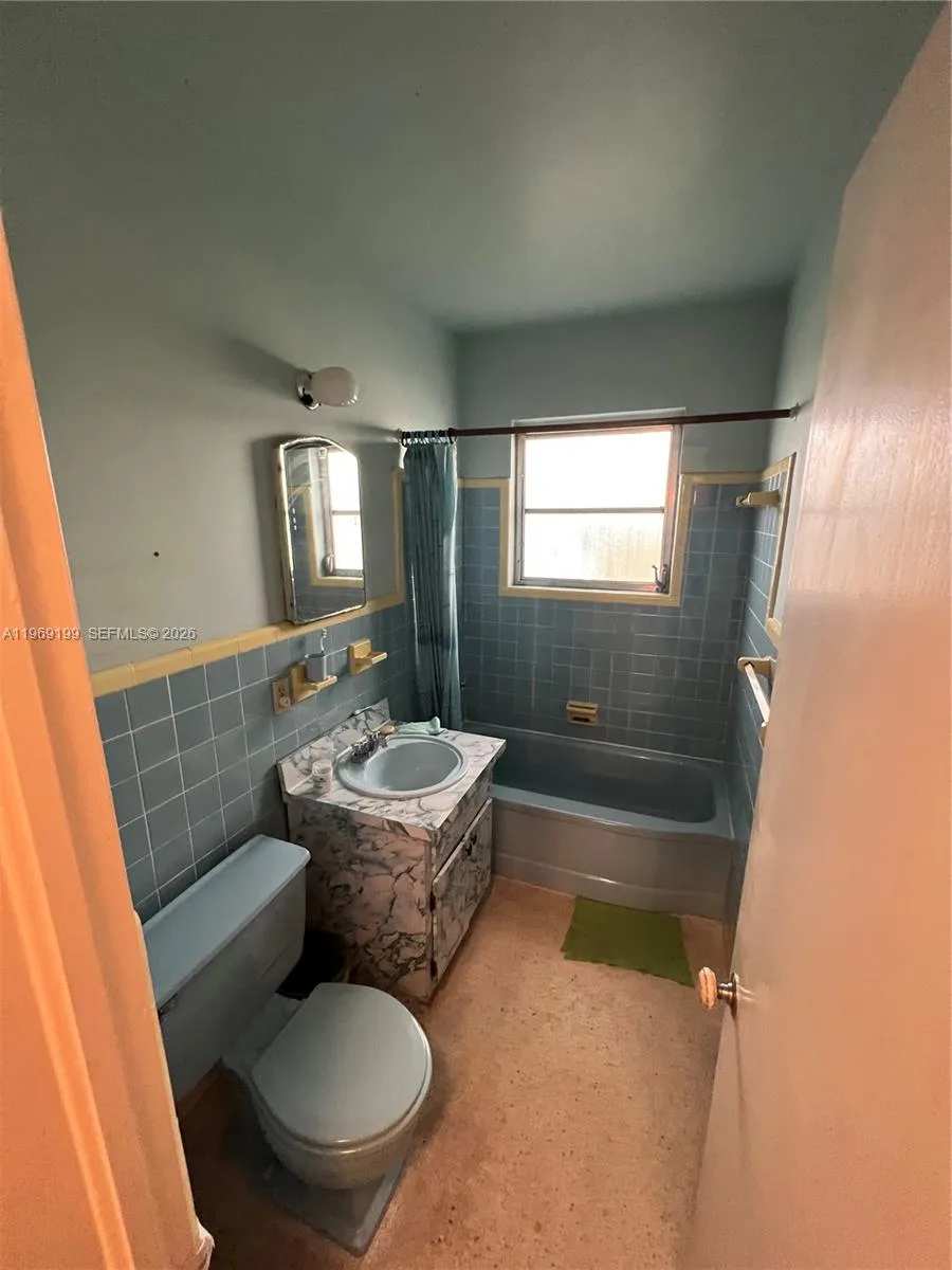 812 Columbus Blvd, Coral Gables, FL 33134 photo 8