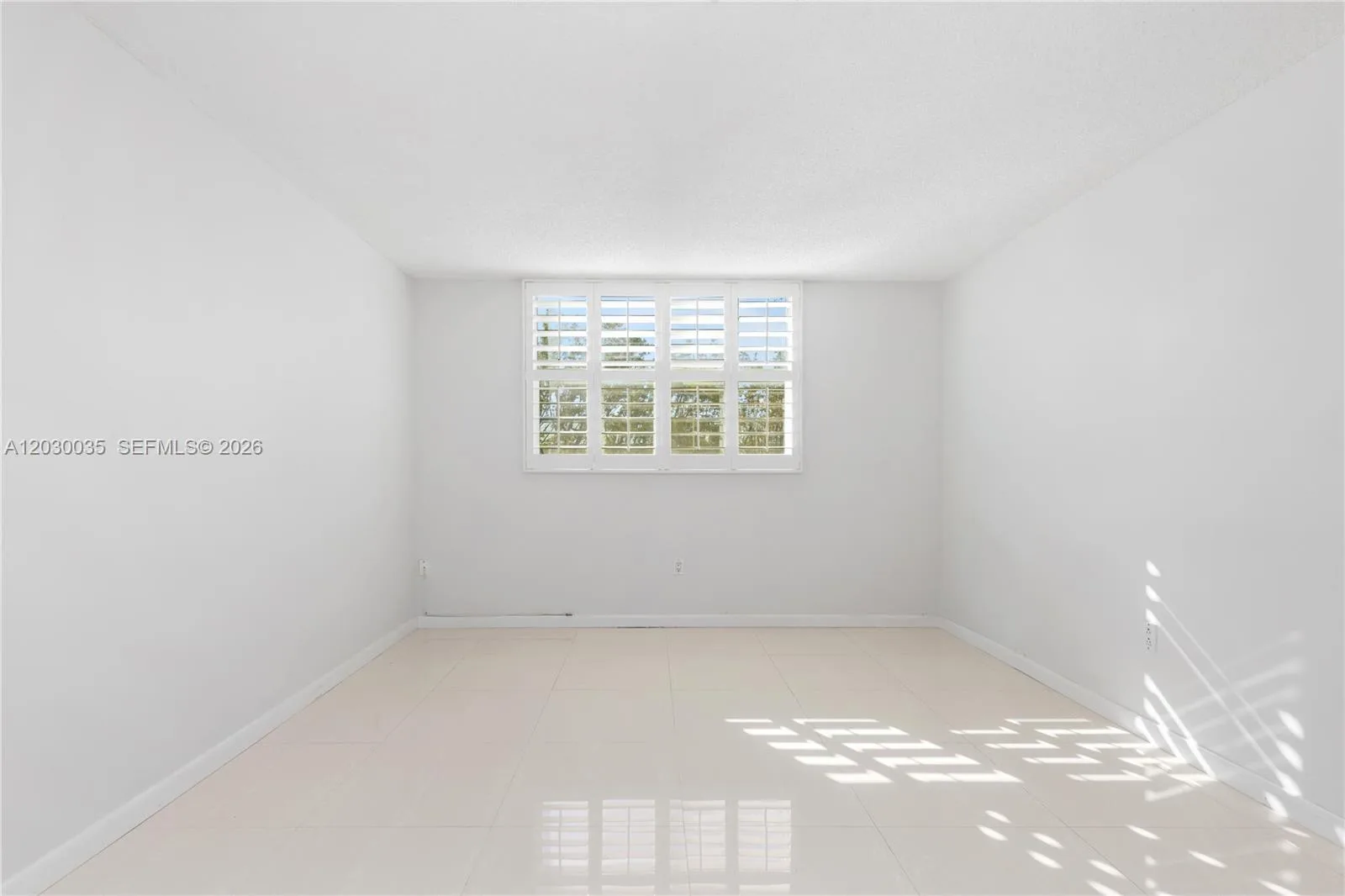 210 Sea View Dr # 207, Key Biscayne, FL 33149 photo 12