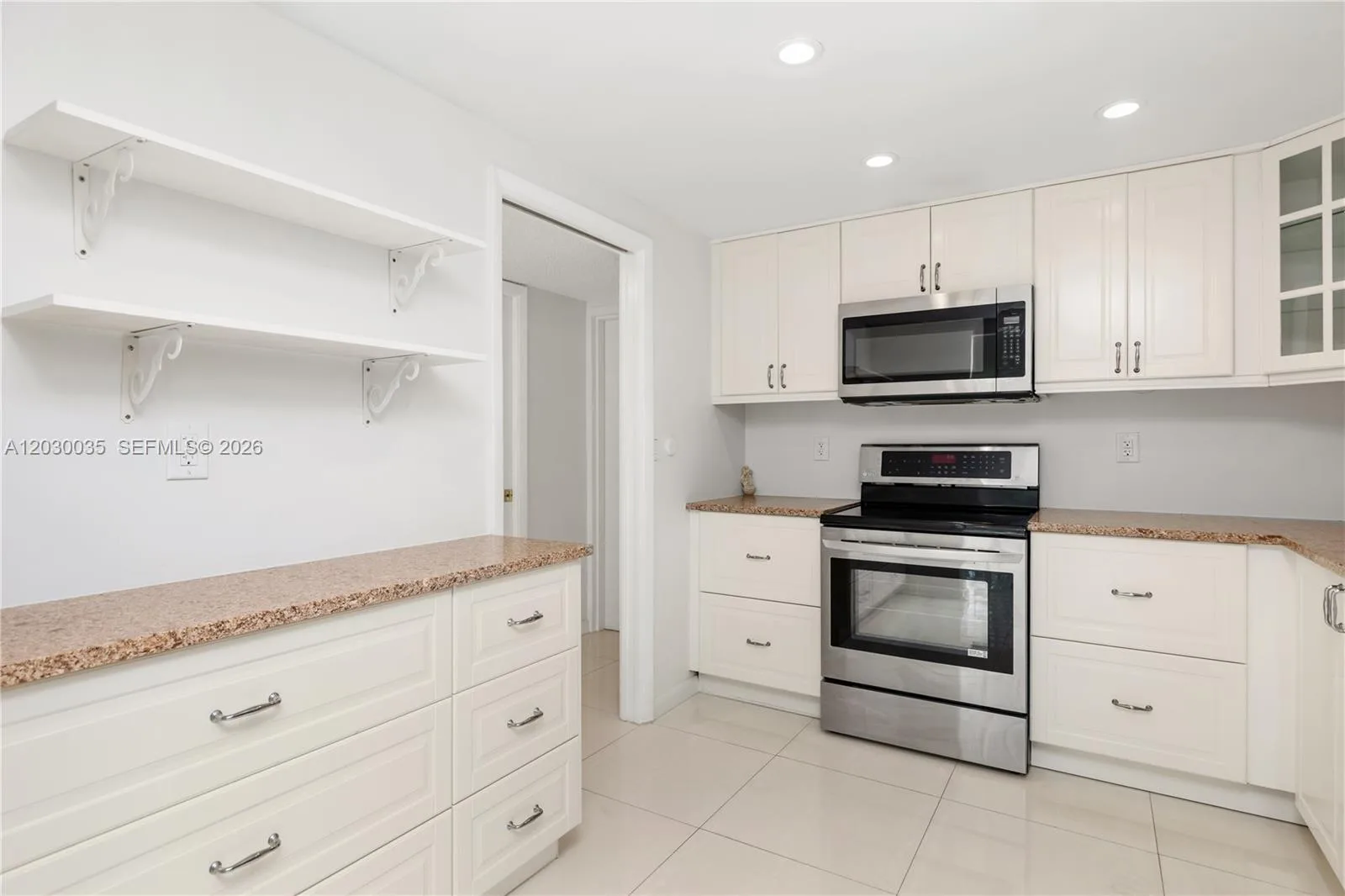 210 Sea View Dr # 207, Key Biscayne, FL 33149 photo 4
