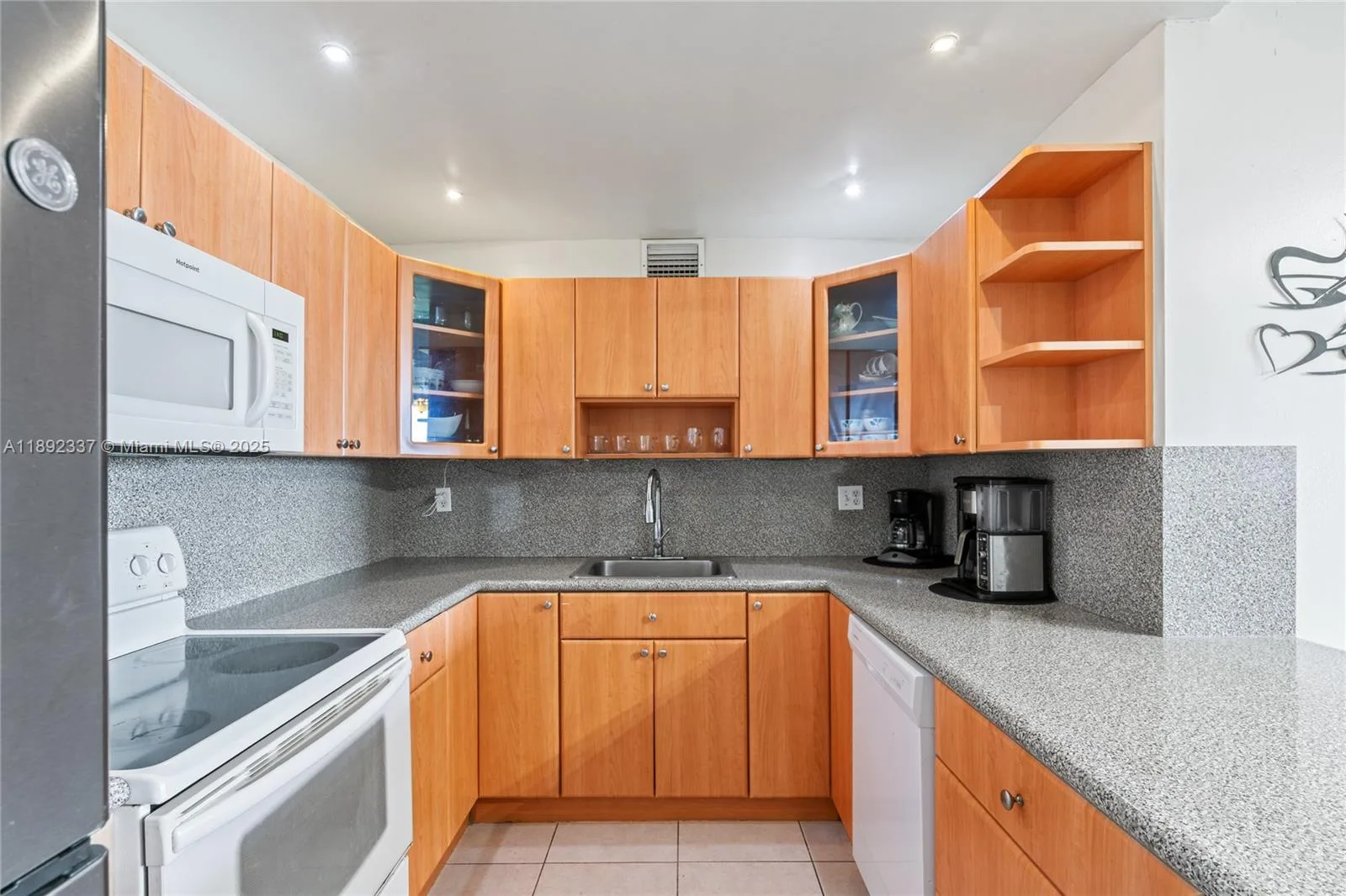 500 Three Islands Blvd # 309, Hallandale Beach, FL 33009 photo 4