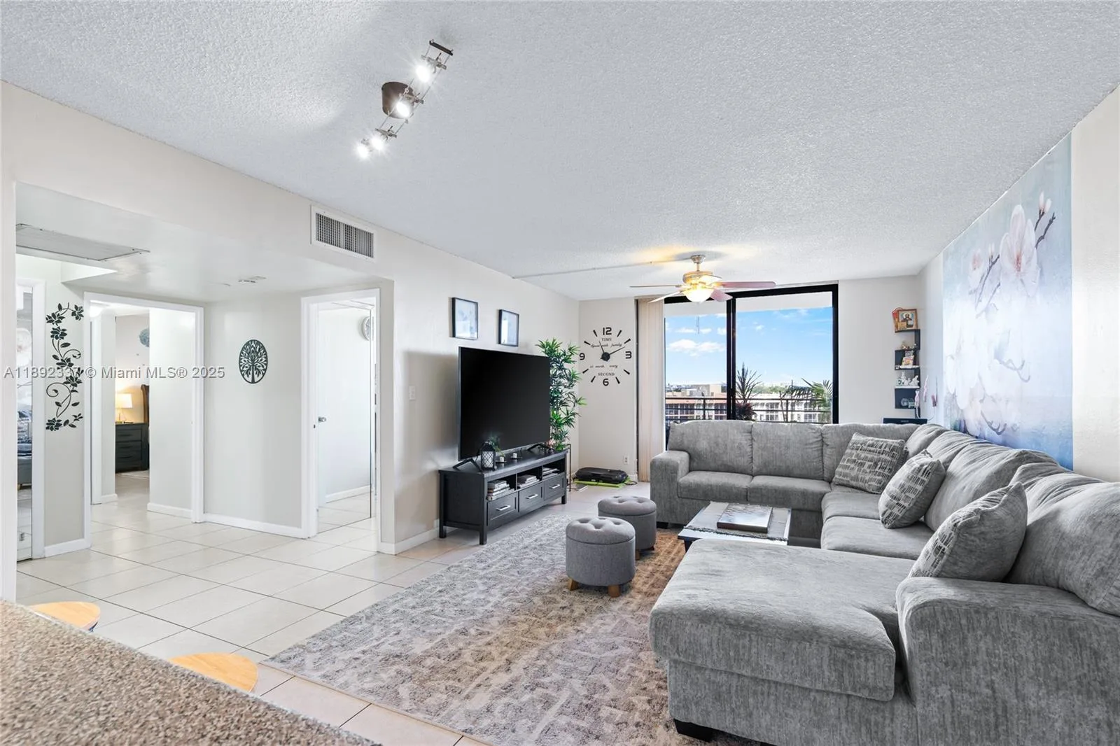 500 Three Islands Blvd # 309, Hallandale Beach, FL 33009 photo 8