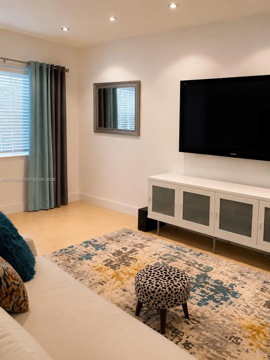 900 Meridian Ave # 104, Miami Beach, FL 33139 photo 3