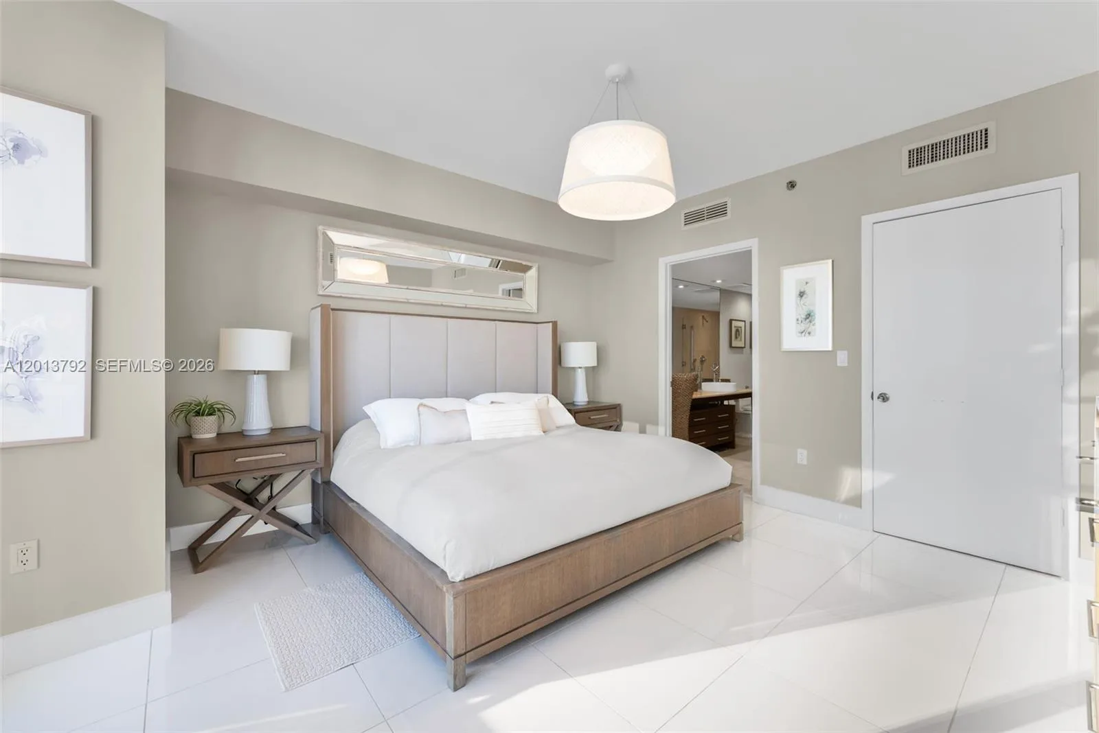 475 Brickell Ave # 3515, Miami, FL 33131 photo 12