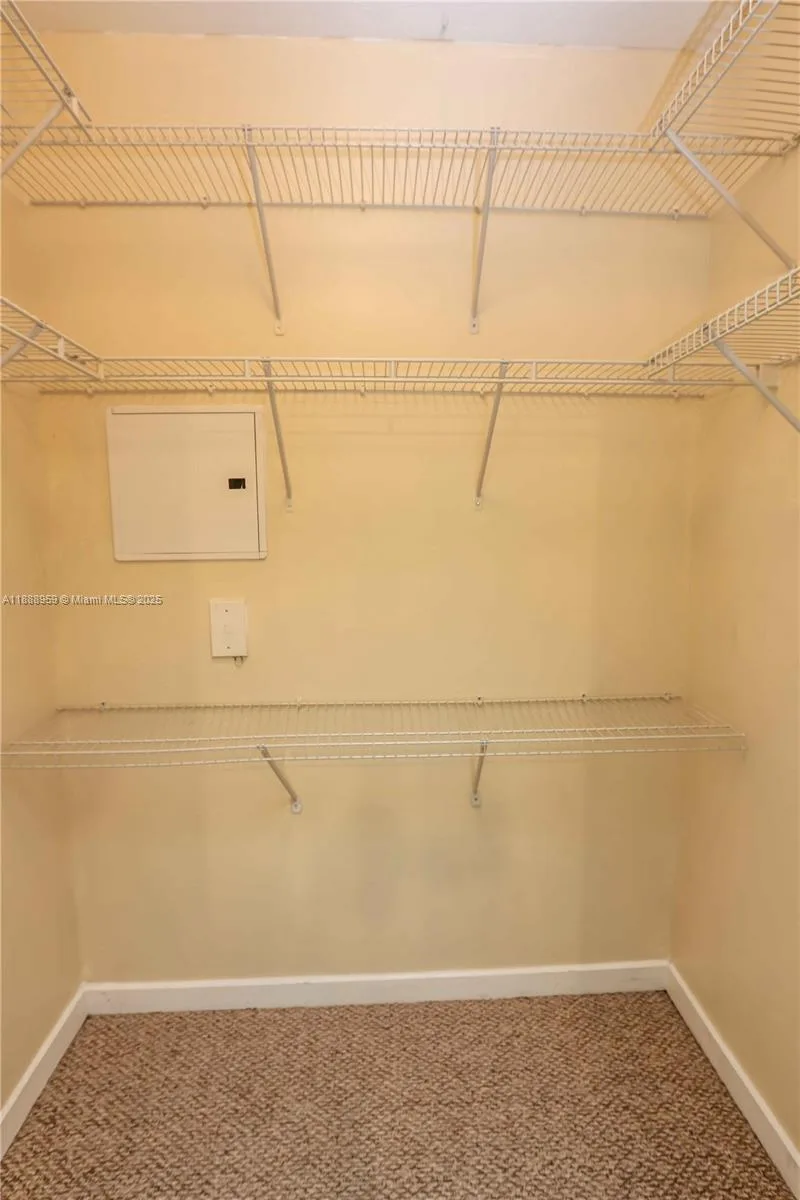 325 S Biscayne Blvd # 2820, Miami, FL 33131 photo 7