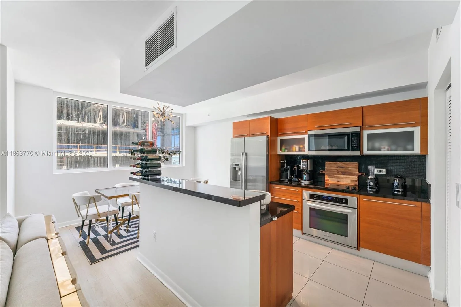244 Biscayne Blvd # 1808, Miami, FL 33132 photo 7
