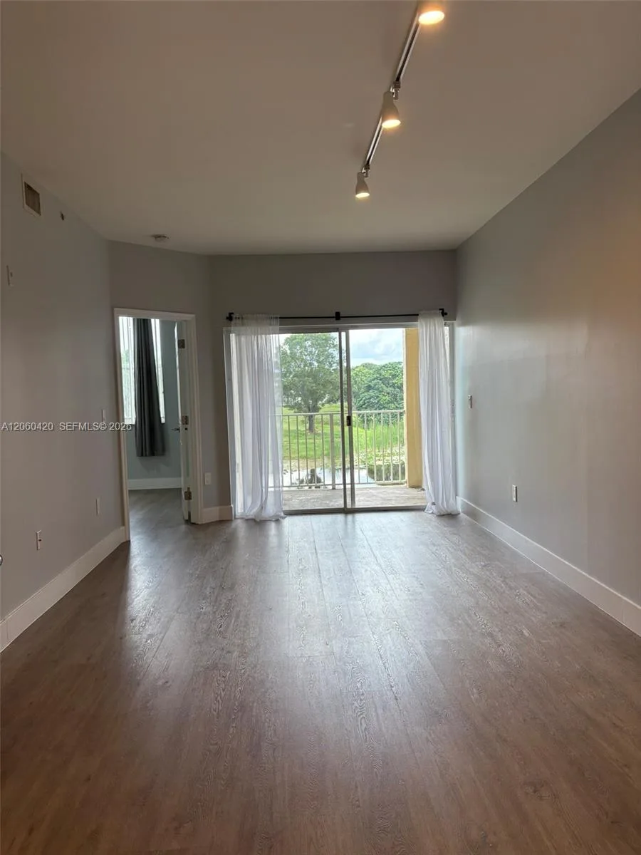 2100 Greenview Shores Blvd # 513, Wellington, FL 33414 photo 12