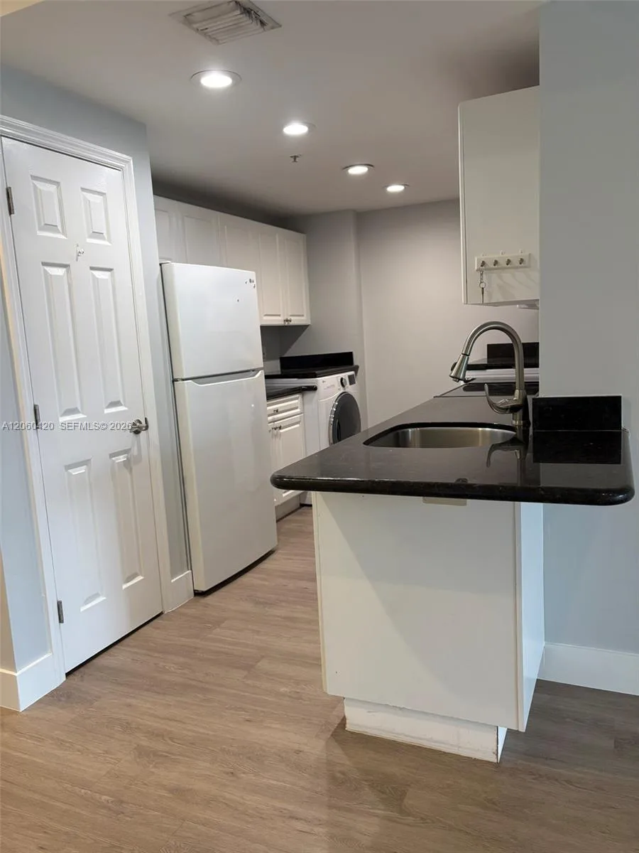 2100 Greenview Shores Blvd # 513, Wellington, FL 33414 photo 8