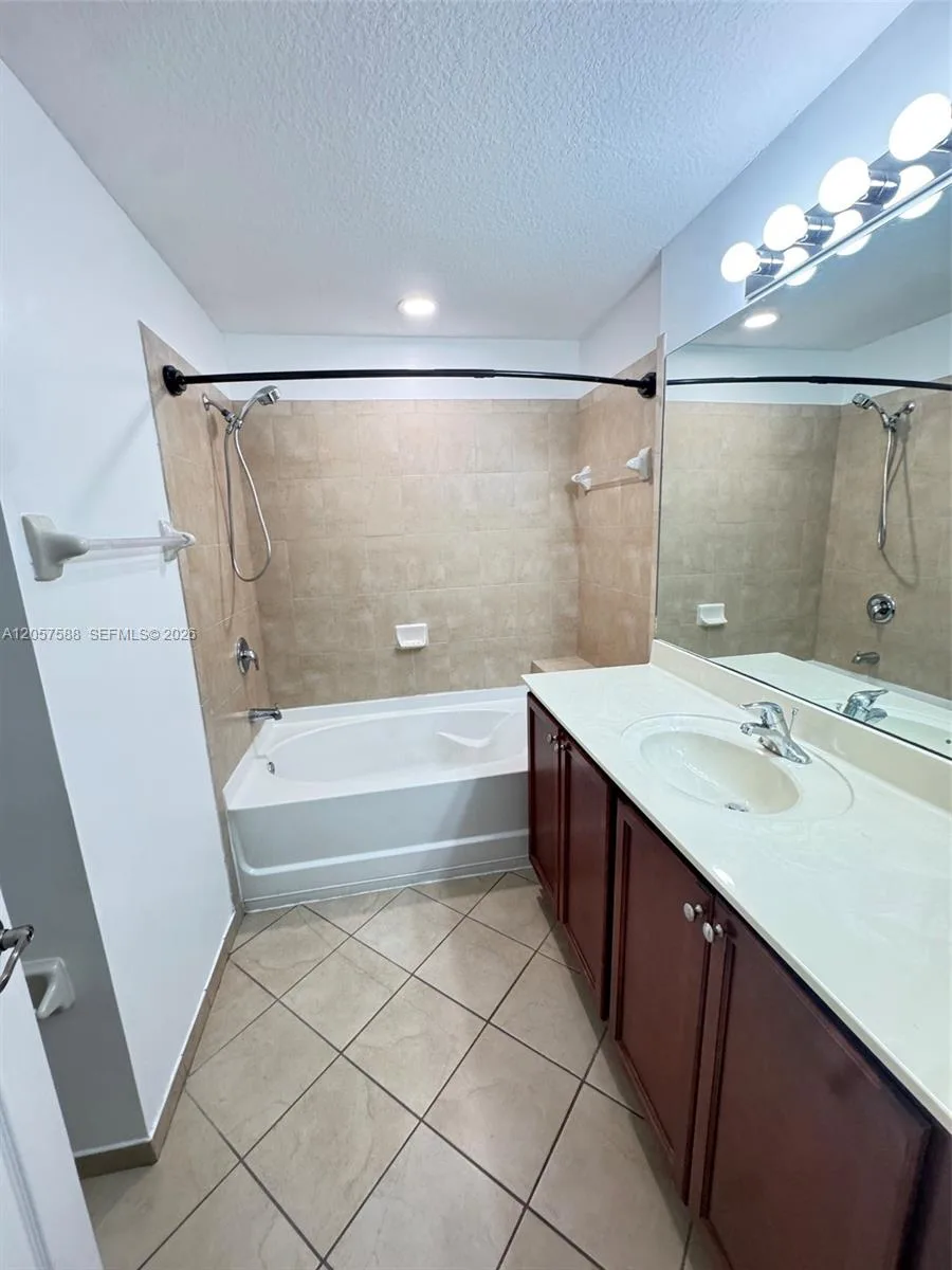 11601 NW 89 St # 106, Doral, FL 33178 photo 12