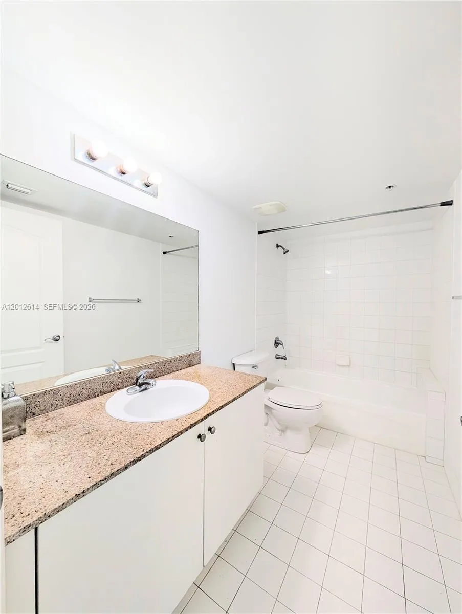 60 NW 37th Ave # 1208, Miami, FL 33125 photo 10