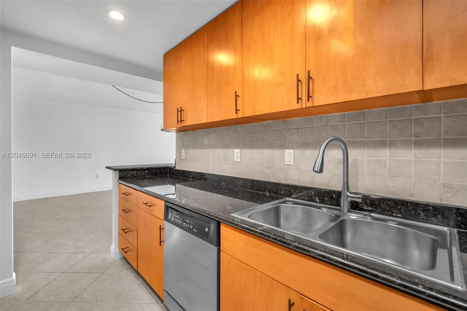 10350 W Bay Harbor Dr # 8F, Bay Harbor Islands, FL 33154 photo 12