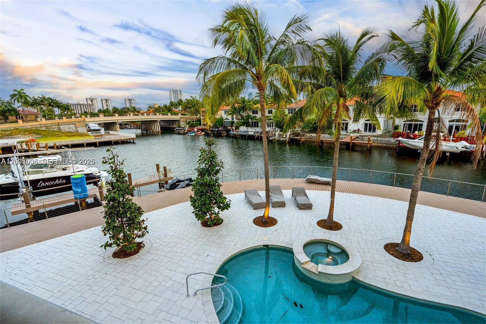 1260 Harbor Ct, Hollywood, FL 33019 photo 7