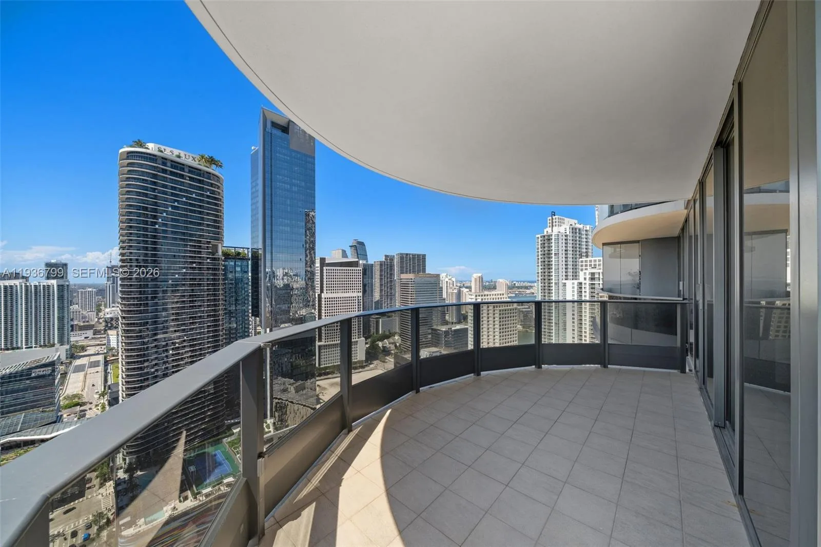 1000 Brickell Plz # 4212, Miami, FL 33131