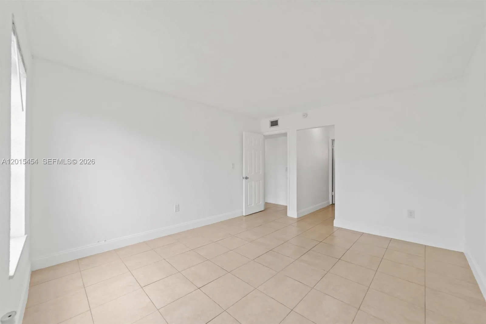 525 W 69th St # 306, Hialeah, FL 33014 photo 10