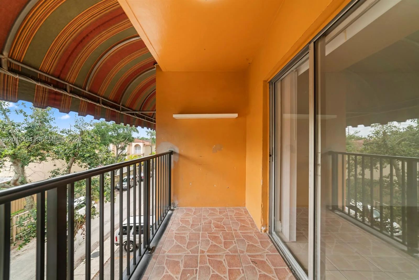 525 W 69th St # 306, Hialeah, FL 33014 photo 7