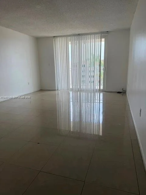 6960 Miami Gardens Dr # 2-521, Hialeah, FL 33015 photo 5