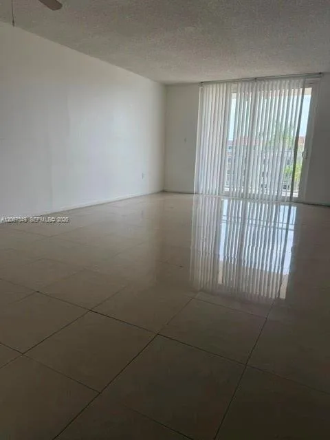 6960 Miami Gardens Dr # 2-521, Hialeah, FL 33015 photo 8