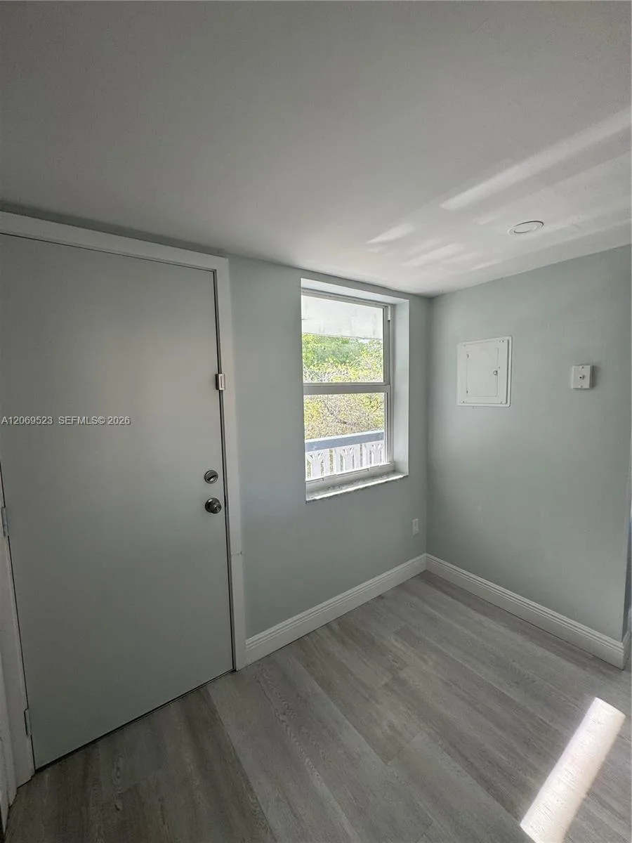 1398 NE 191st St # C305, Miami, FL 33179 photo 12