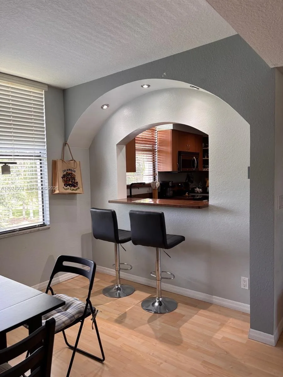 8411 Forest Hills Dr # 308, Coral Springs, FL 33065 photo 3