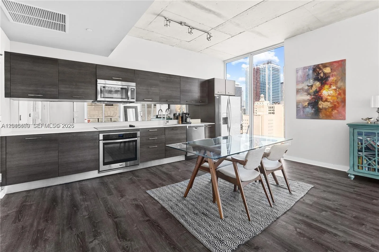 151 SE 1st St # 1402, Miami, FL 33131 photo 6