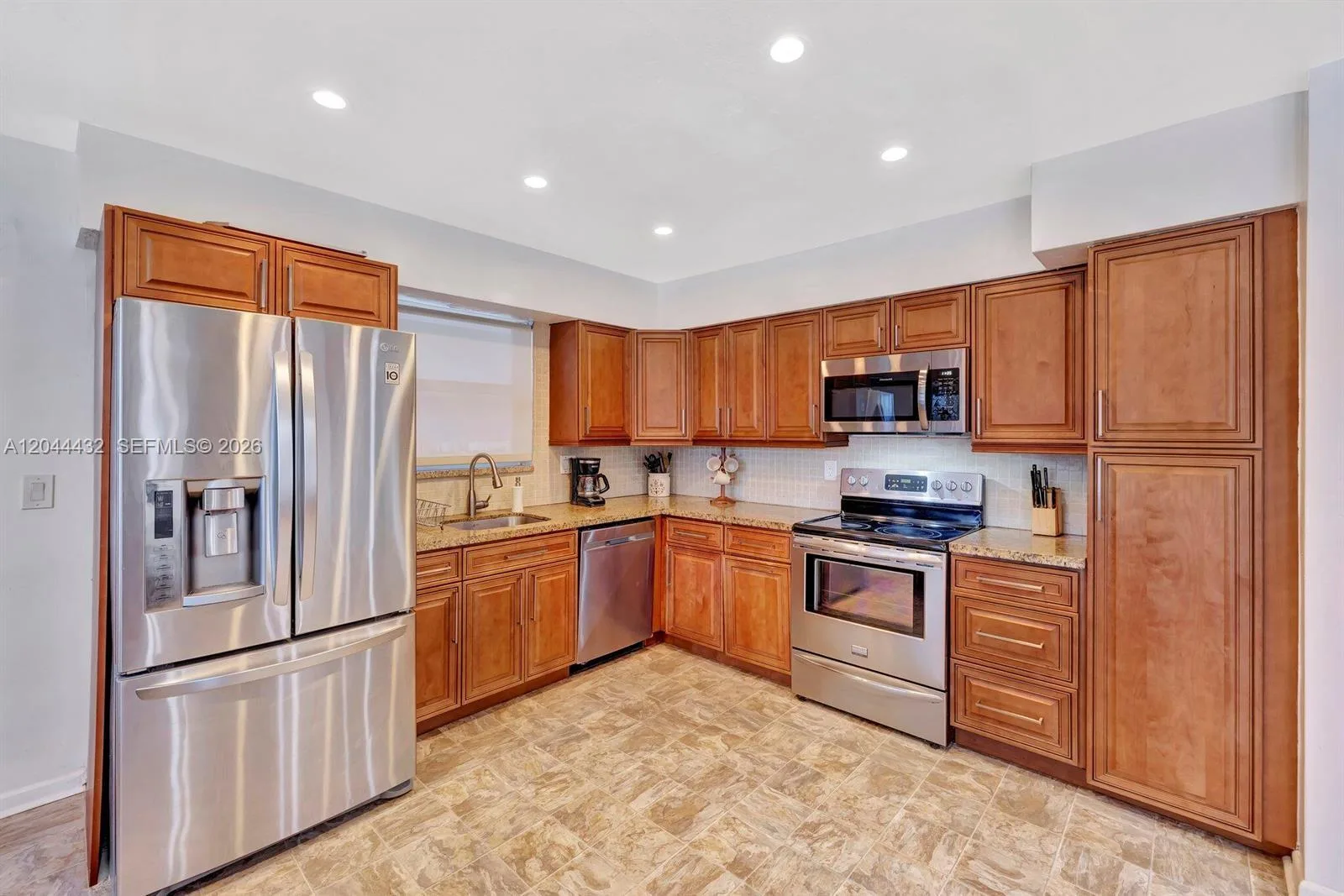 45 SE 14th St, Dania Beach, FL 33004