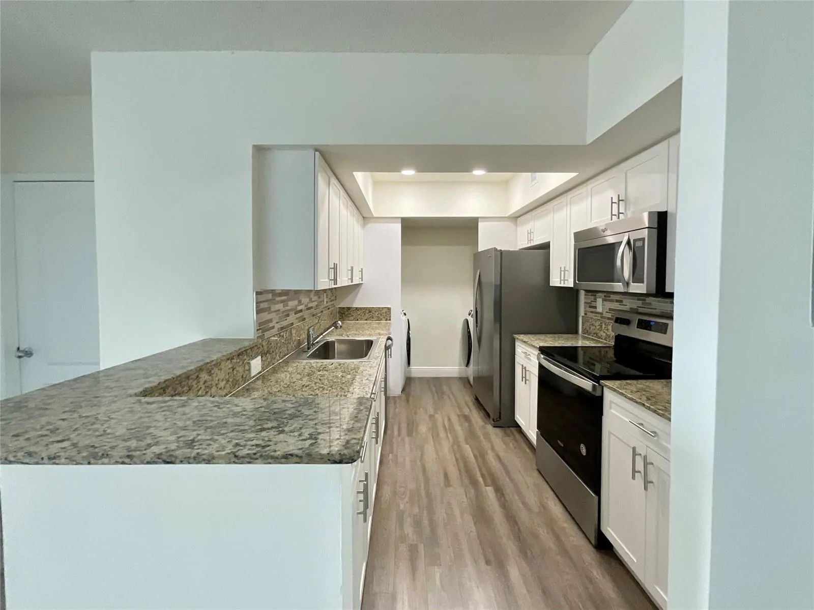 16900 N Bay Road # 3-804, Sunny Isles Beach, FL 33160